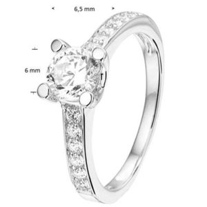 013-26597K Ring Zilver met zirkonia