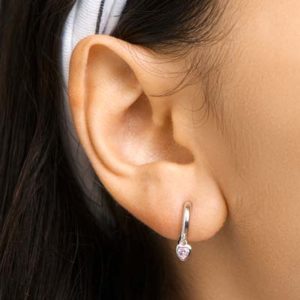 013-28279K Creolen zilver met zirkonia Hartjes