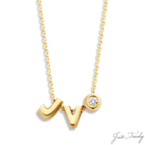 Just Franky 2 Capital 1 Diamond Collier