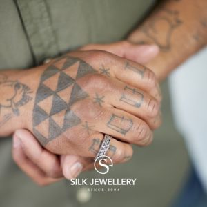 152 Silk ring