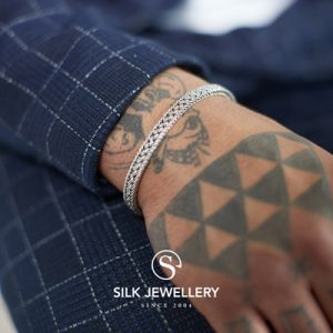 153 Silk armband