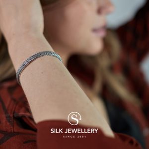 339 Silk armband