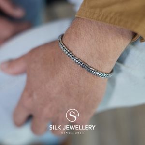 345 Silk armband