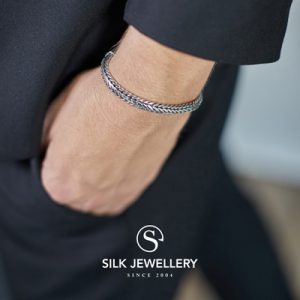 345 Silk armband