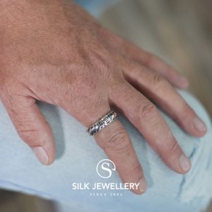 353 Silk ring