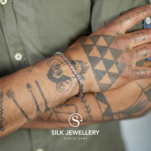 358 Silk armband