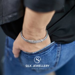 421 Silk armband