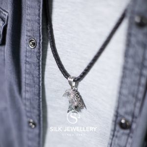 S11 Silk hanger 